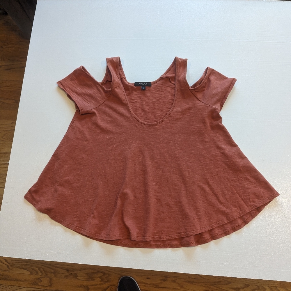 Axara Size Small burnt orange cold-shoulder tee.